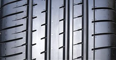 Yokohama_BluEarth_XT_AE61_2